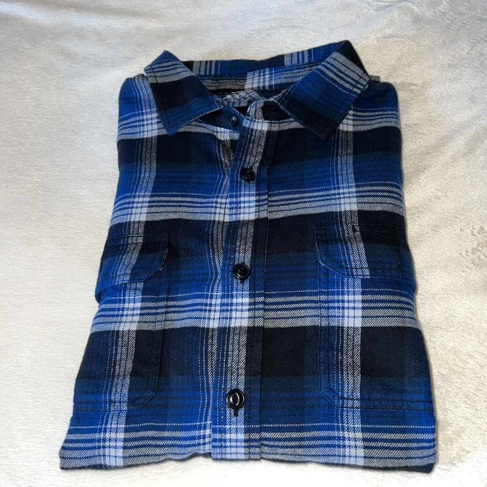 Van’s Flannel Shirt Size Medium